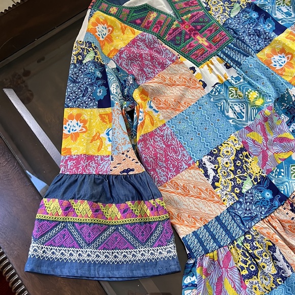 Calessa Embroidered Multi Print Split Round Neck 3/4 Bell Sleeve Woven Tunic. - Picture 6 of 11